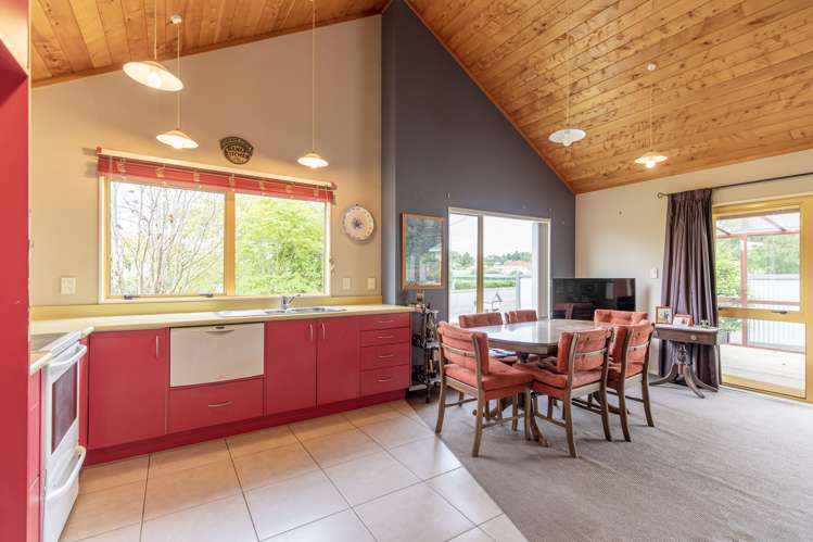 13 Francis Drake Street Waipukurau and Surrounds_3