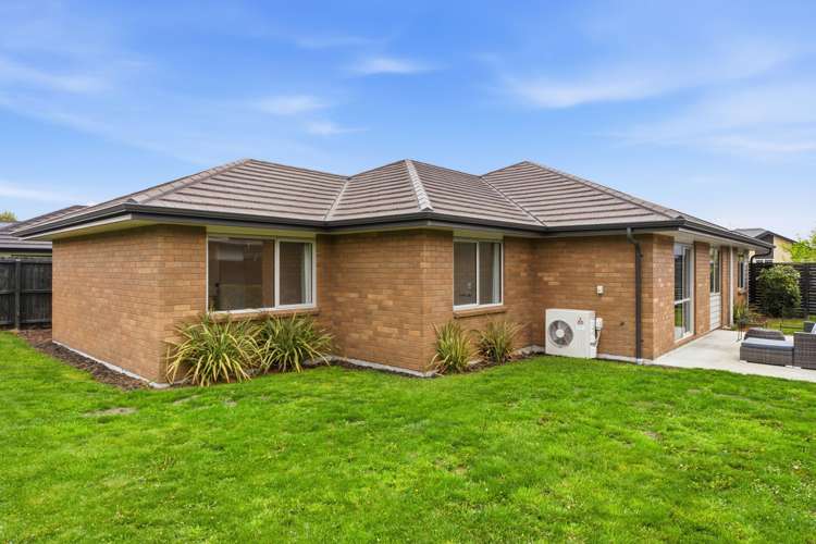 8 Te Whariki Street Marshland_1