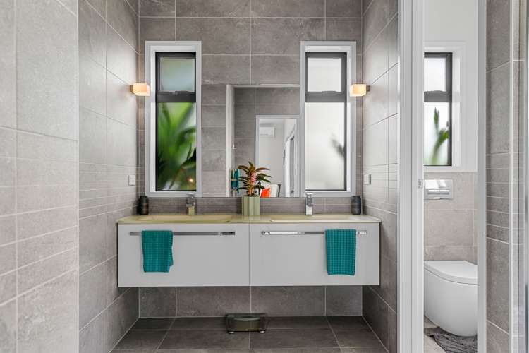 70 Baylys Coast Road Dargaville_13