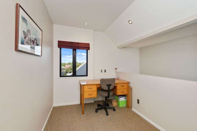 2 Parkinson Place Woodend_13