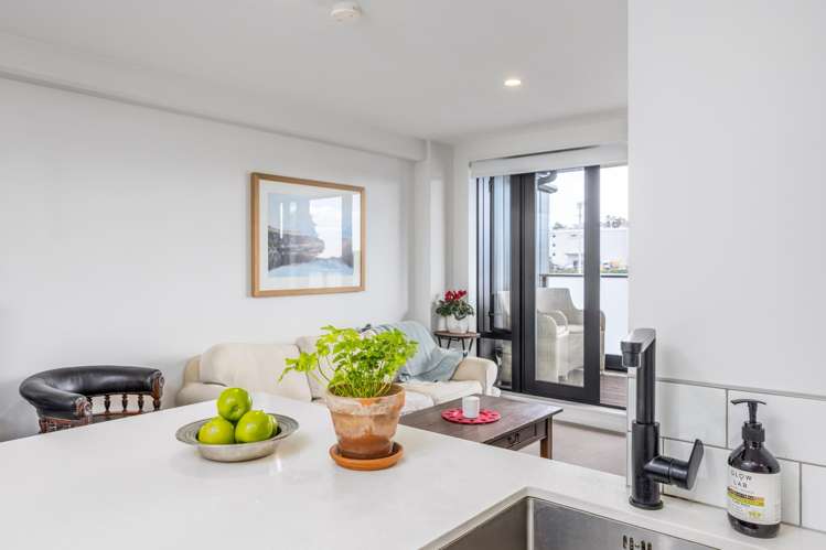 2J/250 Richmond Road Grey Lynn_12