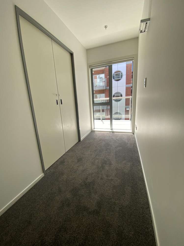 206/4 Wagener Place St Lukes_9