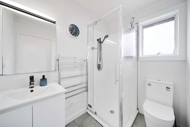 7A Tiari Place Mangere East_10