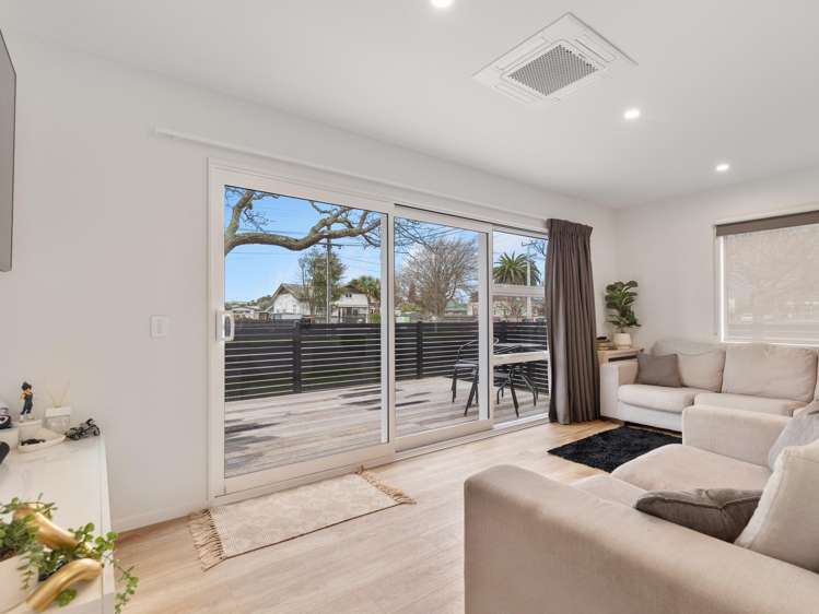 75b Queen Street West Levin_4