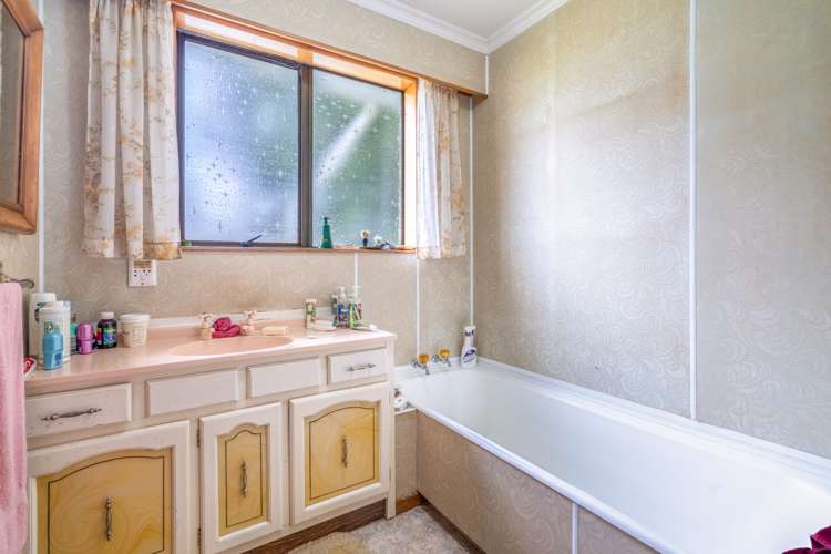 182 Longbush Road Longbush_18