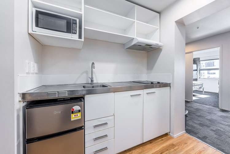 1820/21 Whitaker Place_5