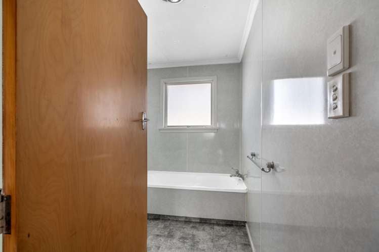 12 Kinmont Crescent Newfield_12