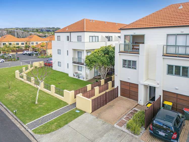 42 Waterside Crescent Gulf Harbour_22