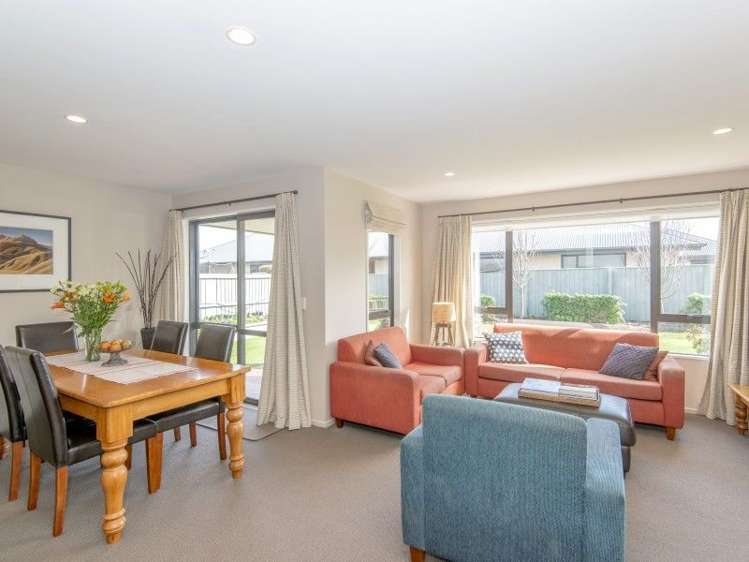 289 Southfield Drive Lincoln_9