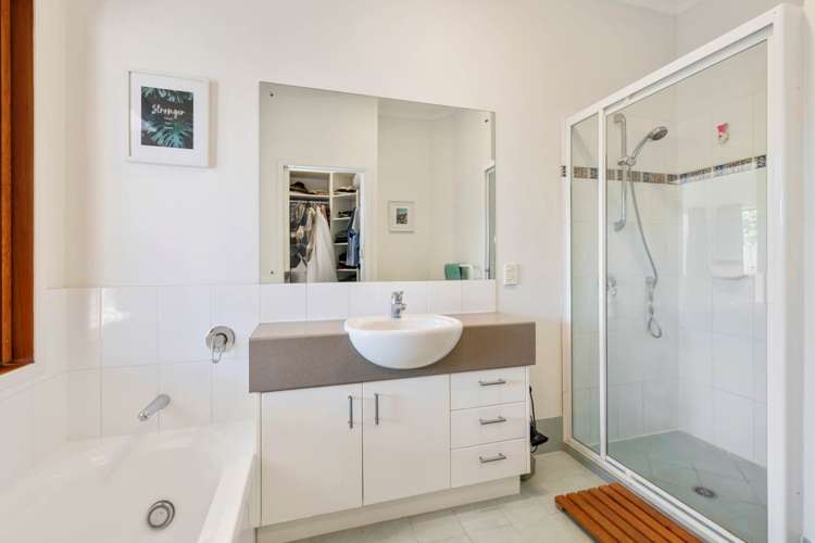 23 Trimaran Drive Gulf Harbour_9