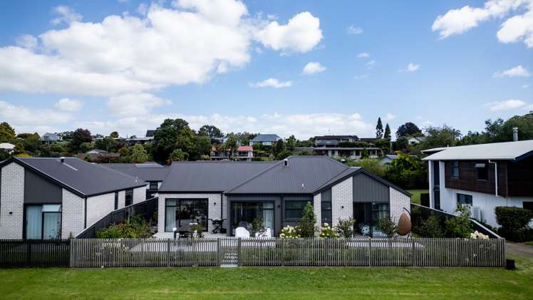 1b Fairburn Place Leamington_16