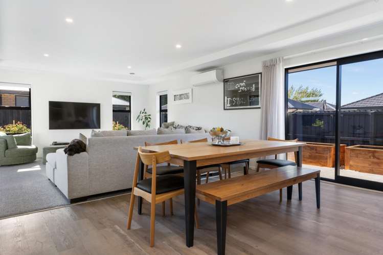 42 Furlong Street Yaldhurst_19