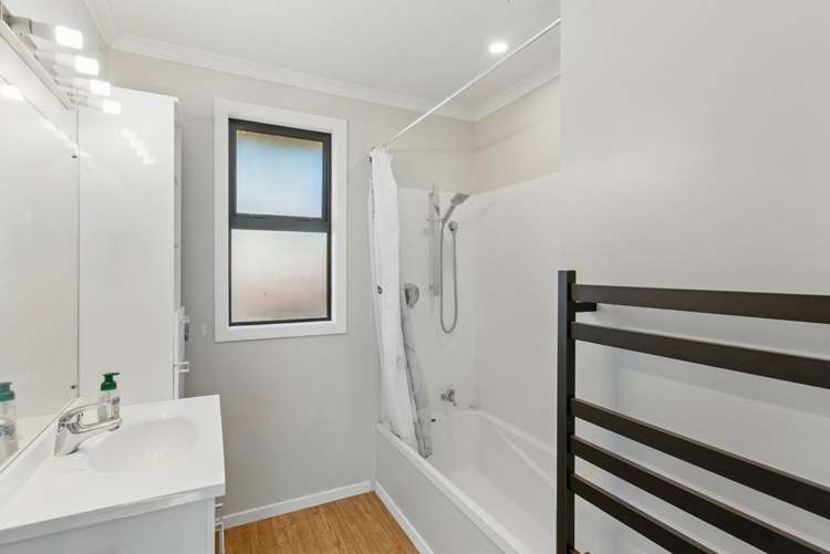 30 Eruini Street Waikanae Beach_23