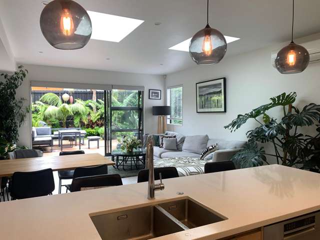 12 QUARTERS LANE Beachlands_2