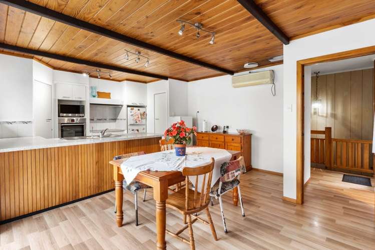 14 Paton Avenue Te Atatu South_6