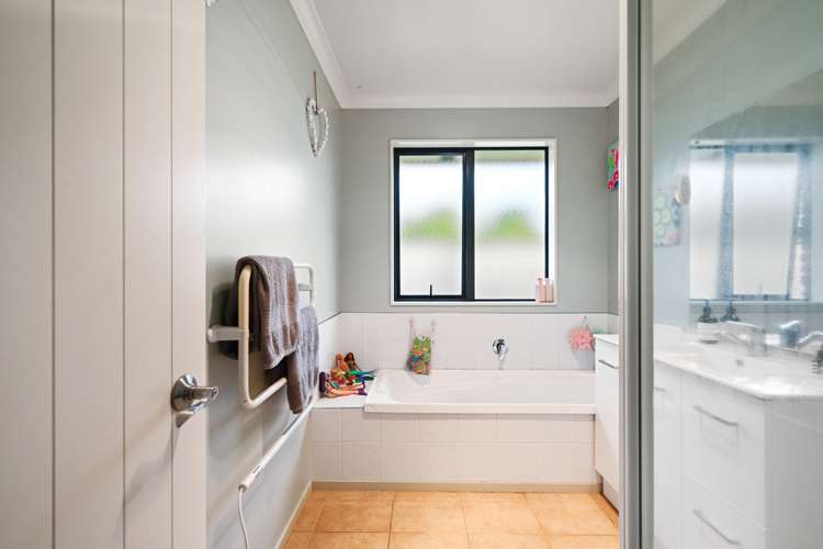 4 Azure Place Huntington_14