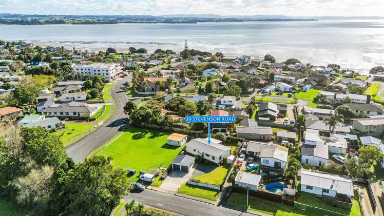 39 Stevenson Road Clarks Beach_19