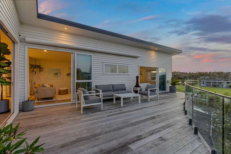 22 Waititiro Rise Stanmore Bay_6