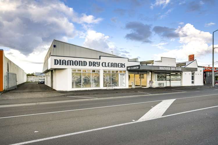 701b-703 Heretaunga Street West Hastings Central_1