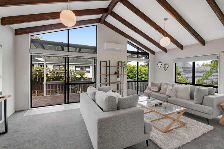 15A Tetrarch Place Totara Vale_7