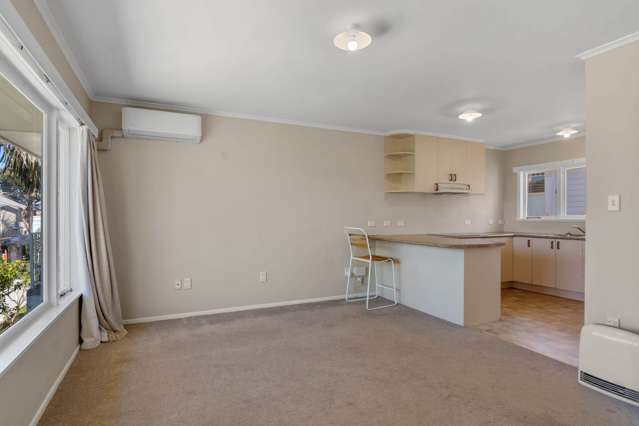 2/12 Buchanan Street Devonport_1