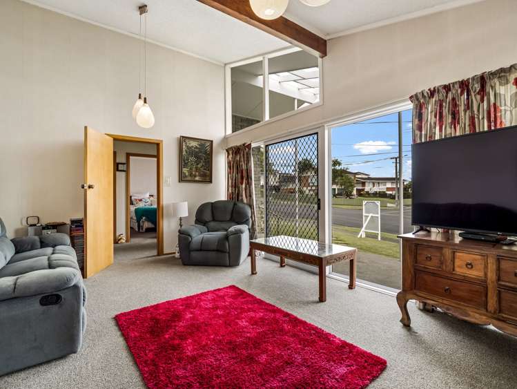 30 Garden Heights Ave Glenview_4