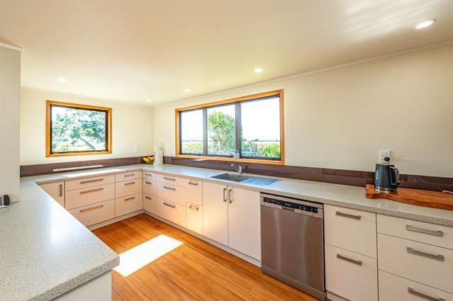 11 Burtts Road Durie Hill_2