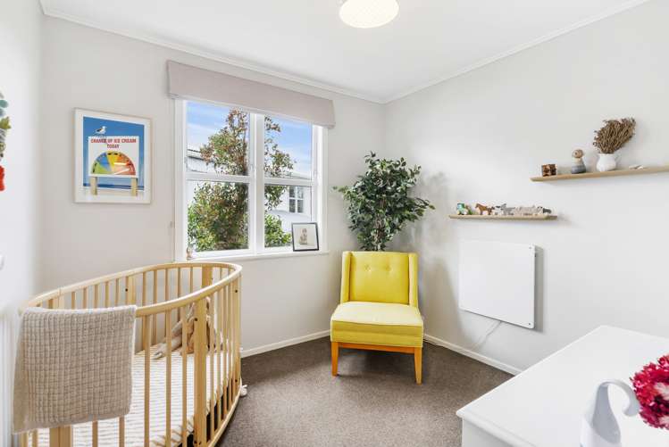 25 Crocombe Crescent Beach Haven_9