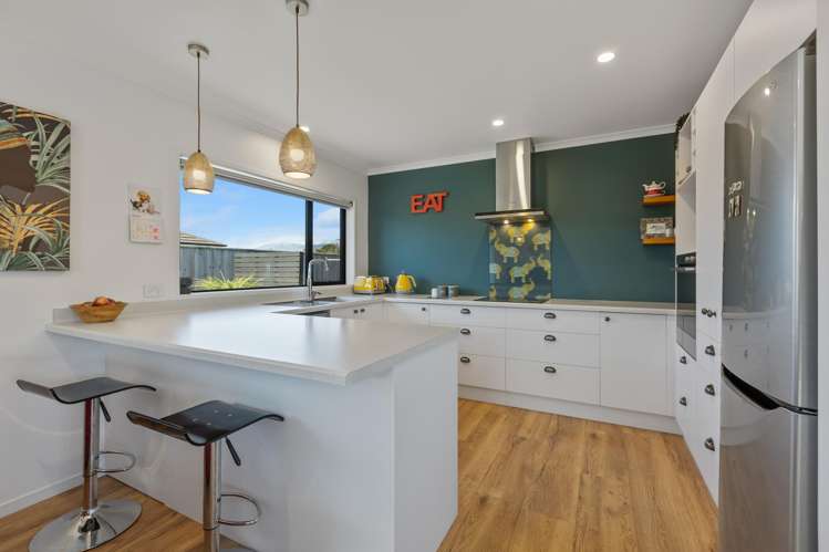 32 Honeyfield Drive Whalers Gate_1