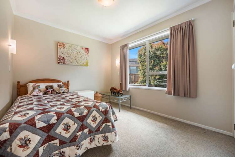 21 Kurnell Drive Botany Downs_24