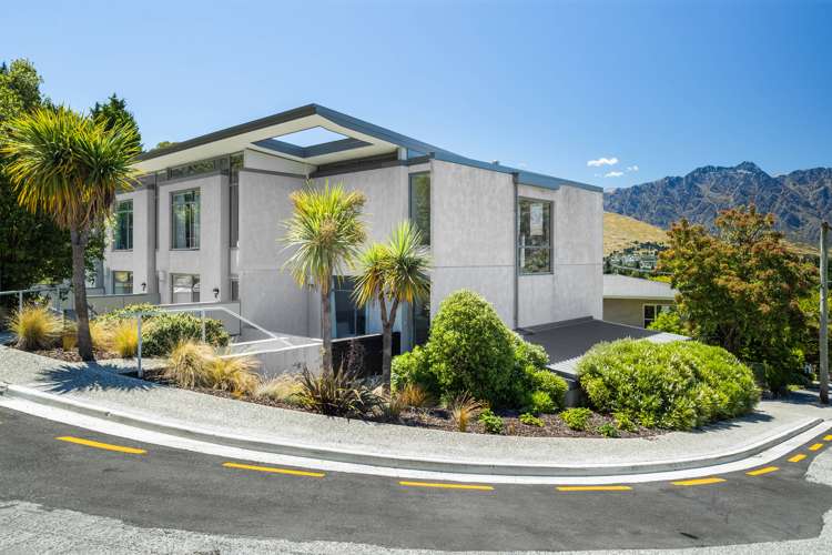 38b Lomond Crescent Queenstown_21
