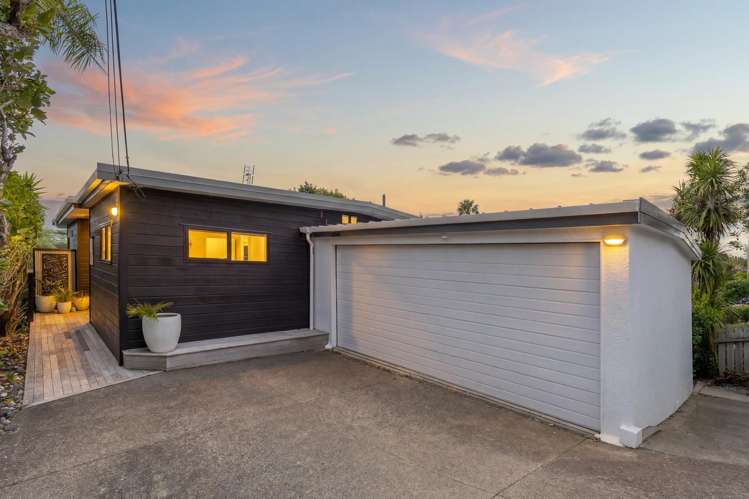 12 Braemar Road Rothesay Bay_13