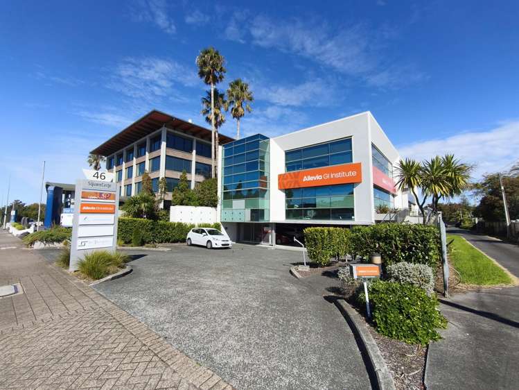 46 Taharoto Road Takapuna_16