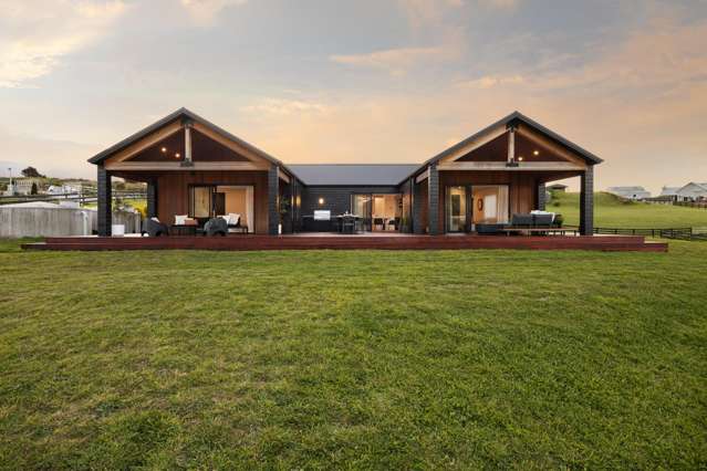 BIG ON SPACE AND STYLE. BUILT FOR FAMILY LIVING.