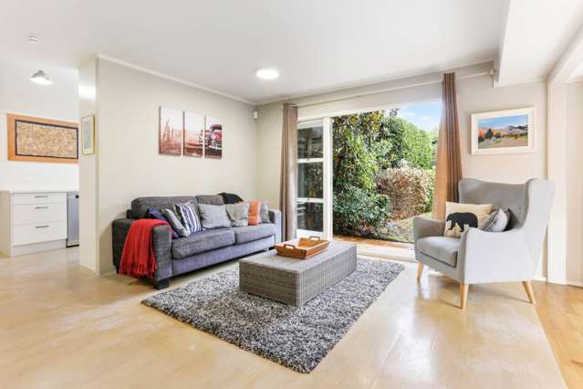 1/109 Grand Drive Remuera_4