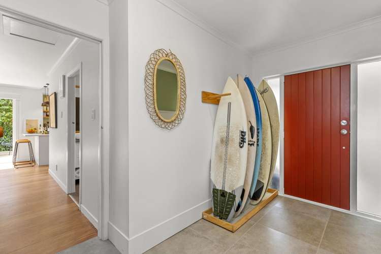 13 Sunshine Rise Raglan_17