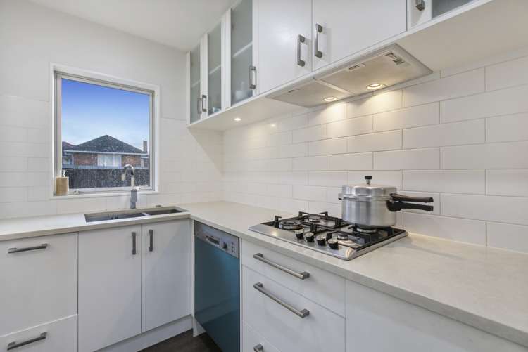 32a May Road Mount Roskill_12