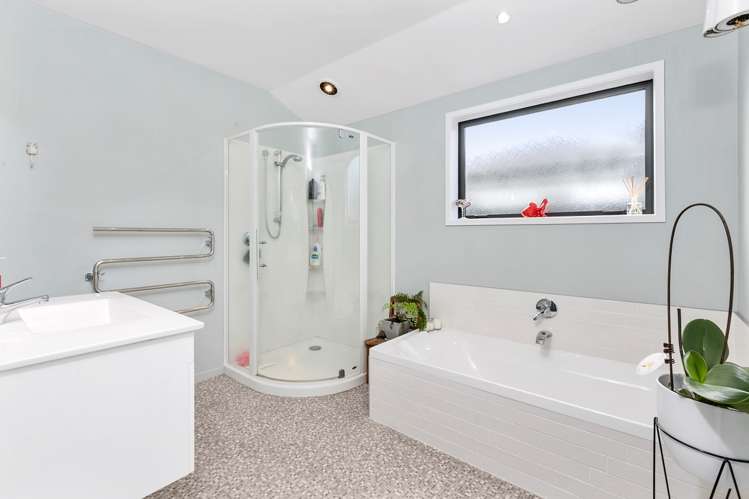 28 North Bay Road Pyes Pa_13