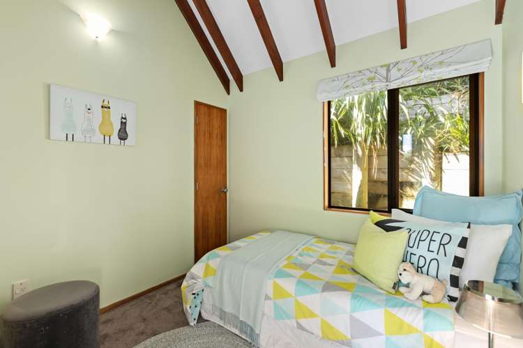 24 Arun Crescent Southgate_10