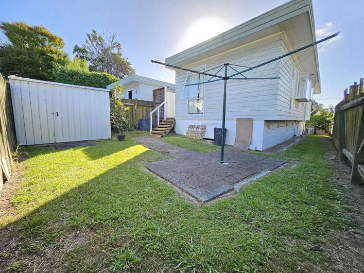 2/91 Diana Drive Glenfield_13
