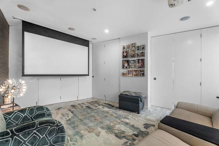 1/10 Shelly Beach Road Saint Marys Bay_11