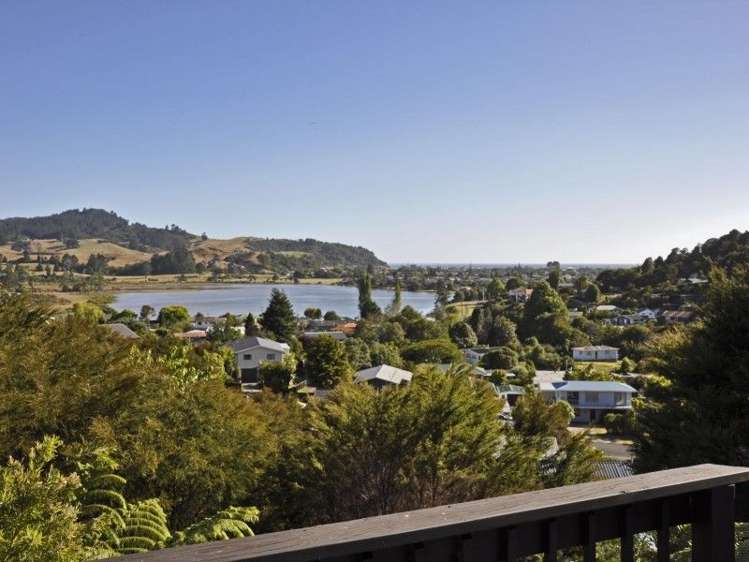 28 Windsor Drive Tairua_17