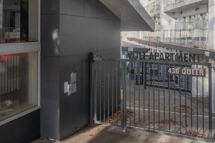 806/430 Queen Street Auckland Central_14