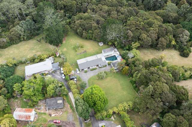 166 Godley Road Titirangi_4