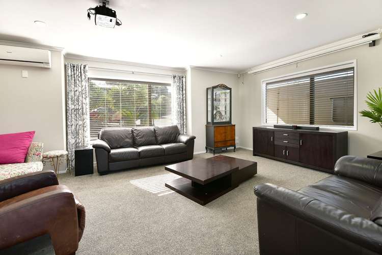 12 Bayview Park Lane Orewa_11