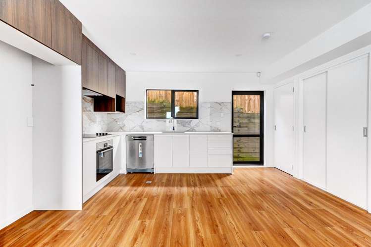 54E Parker Avenue New Lynn_9