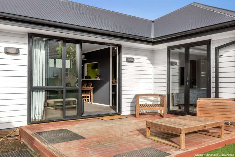 64 McGregors Road_5