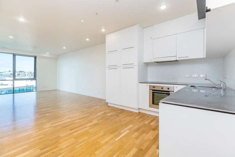 1209/30 Beach Road Auckland Central_8
