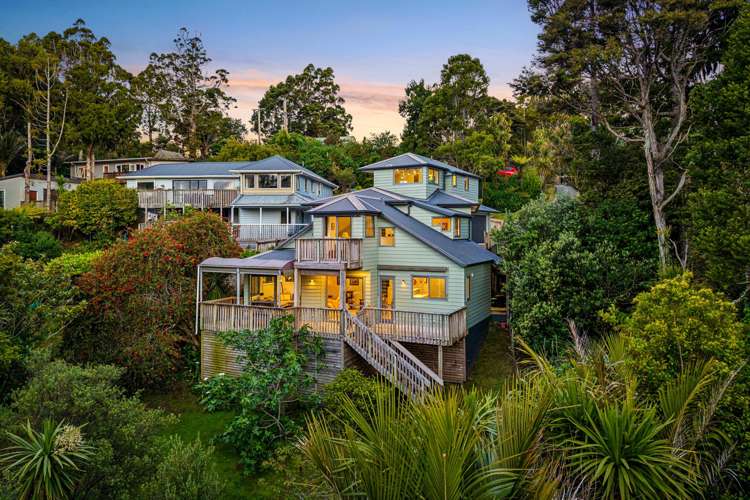 59 Kauri Point Road Laingholm_24