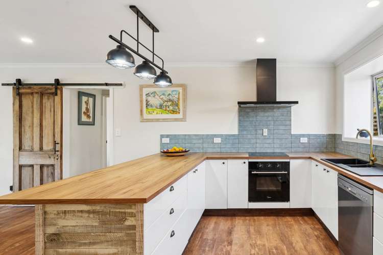862 Oxford Road_3